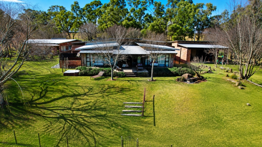 5 Bedroom Property for Sale in Viljoenskroon Rural Free State
